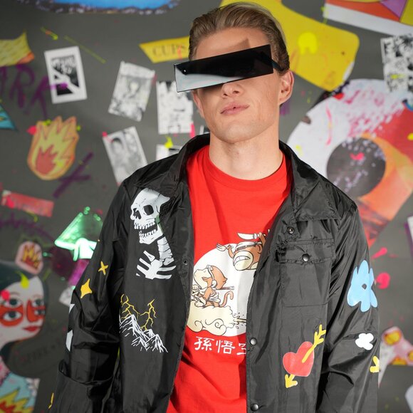 Upcycled Unisex Street Style Cotton Tee Bundle – Bold Graphic T-Shirts, Size L - Picture 3 of 11